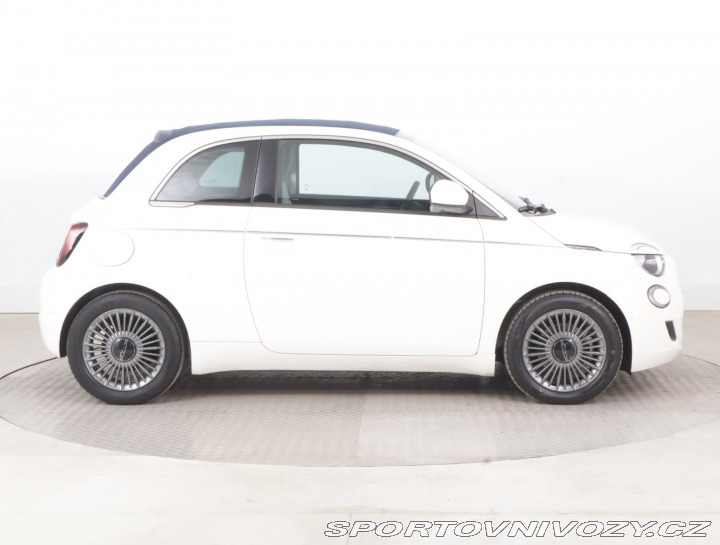 Fiat 500 500e  42 kWh 2022
