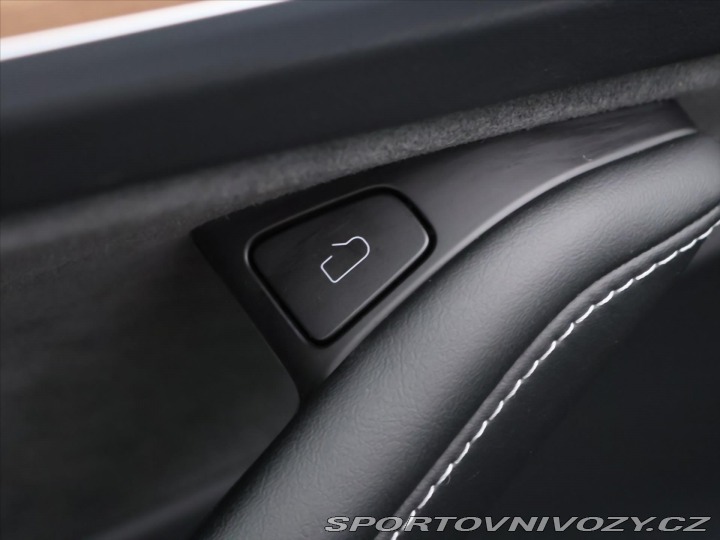 Tesla Model Y Long Range AWD CZ SoH 92% 2023