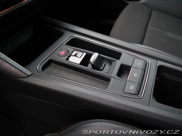 Cupra Formentor 1,5 TSi DSG ČR 1.majitel 2022
