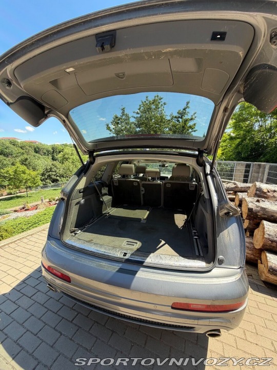 Audi Ostatní modely Q7 4,2 V8 TDI 250kw model 2012