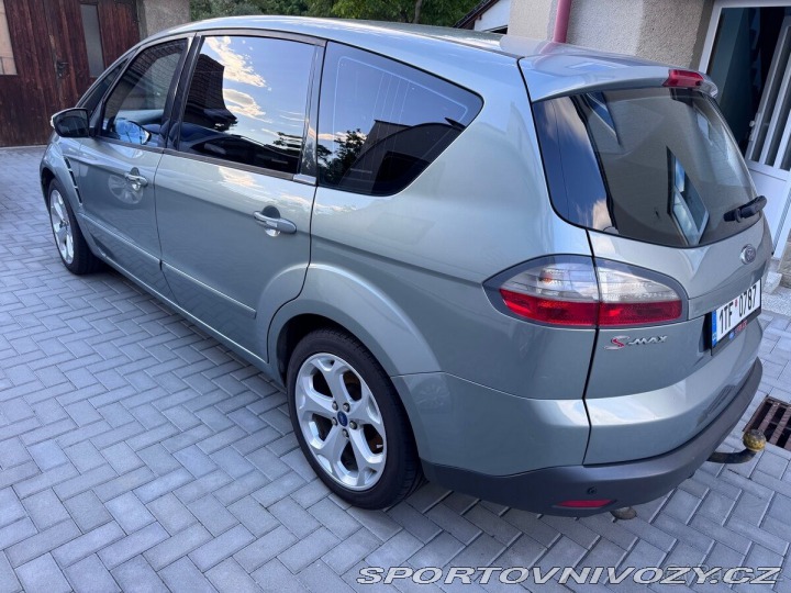 Ford Ostatní modely S-MAX 2010