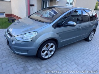 Ford Ostatní modely S-MAX 2010