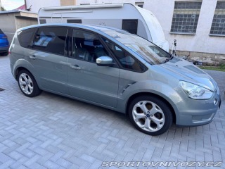 Ford Ostatní modely S-MAX 2010