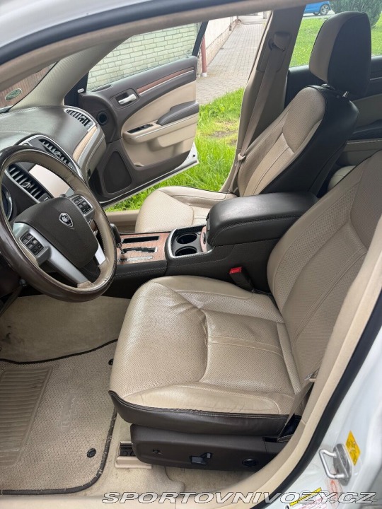 Lancia Ostatní modely Thema 3,0 V6 CRD, 176 kW, 201 2012