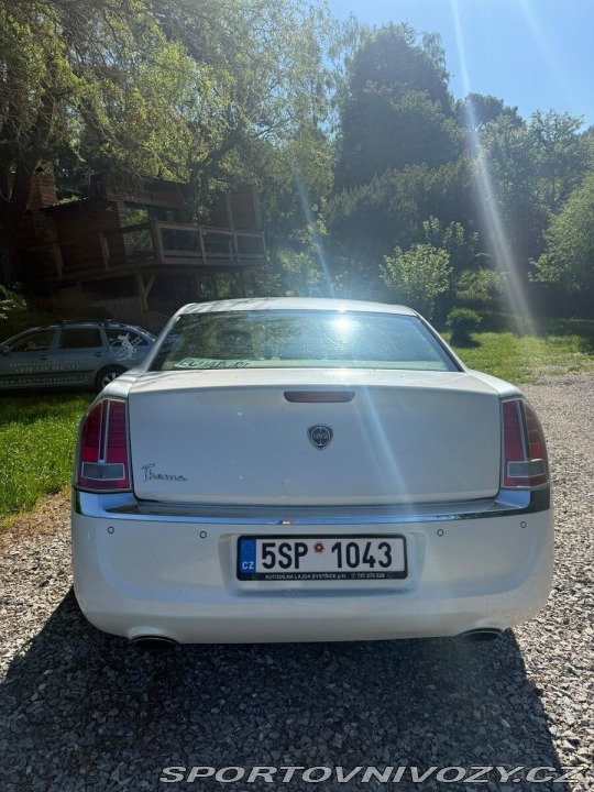 Lancia Ostatní modely Thema 3,0 V6 CRD, 176 kW, 201 2012