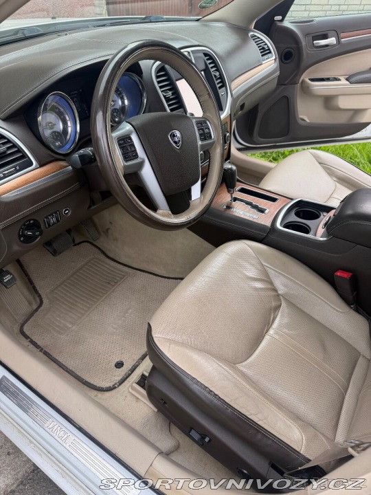 Lancia Ostatní modely Thema 3,0 V6 CRD, 176 kW, 201 2012