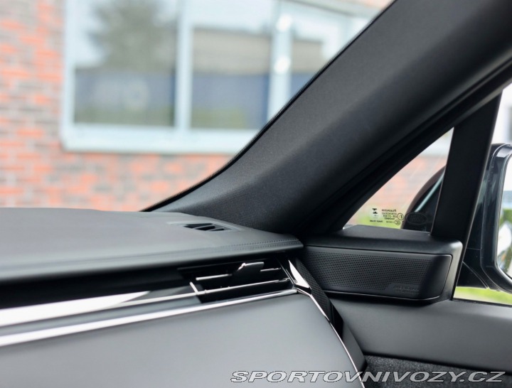Ostatní značky Ostatní modely Land Rover Range Rover Sport P460e 3.0 V6 ehybrid 338 2025