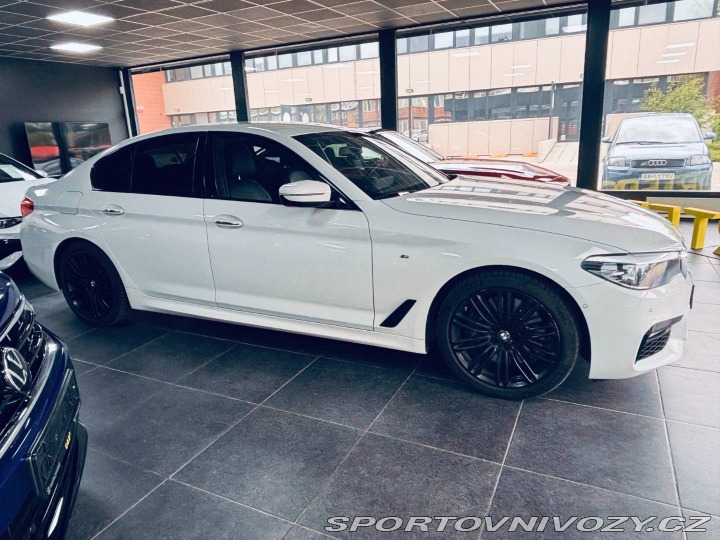 BMW 5 540i A/T 2017