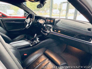 BMW 5 540i A/T 2017