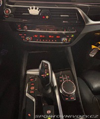 BMW 5 540i A/T 2017