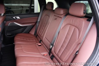 BMW X5 M50D LASER TAŽNÉ VZDUCH 2018