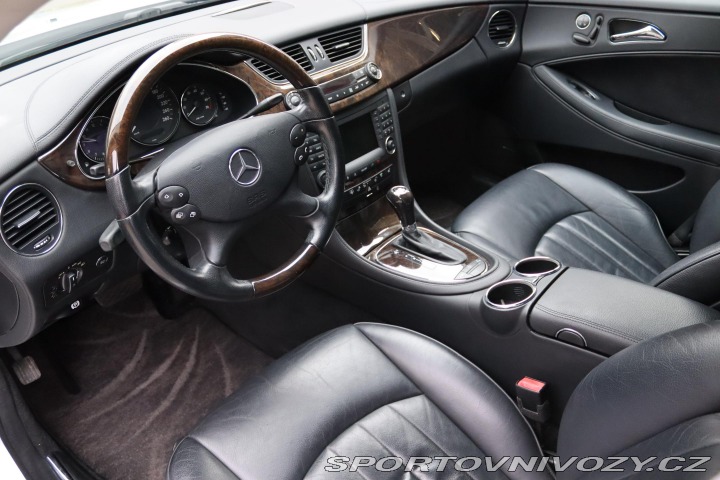 Mercedes-Benz CLS Mercedes-Benz CLS 500 V8 2005