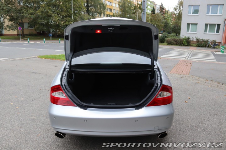 Mercedes-Benz CLS Mercedes-Benz CLS 500 V8 2005