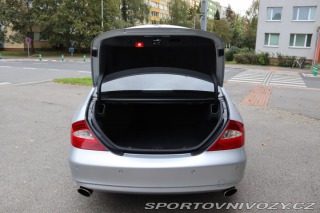 Mercedes-Benz CLS Mercedes-Benz CLS 500 V8 2005