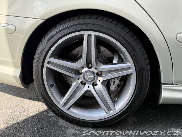 Mercedes-Benz E E63 AMG, 6.3 V8, 378 kw, 2009