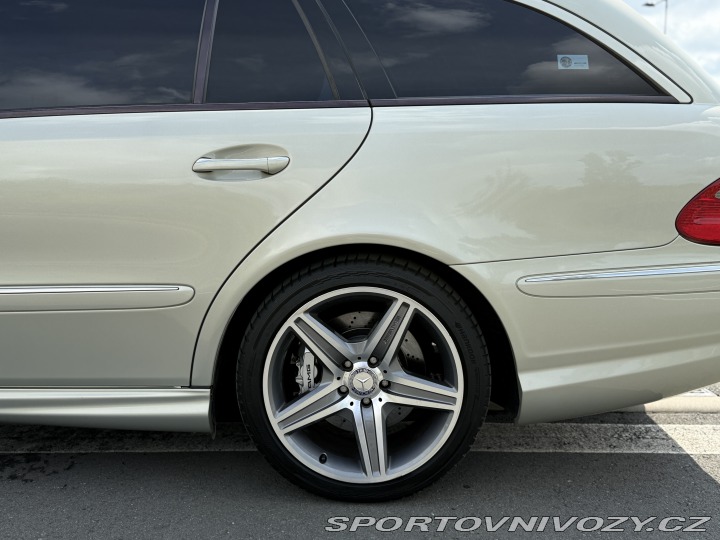 Mercedes-Benz E E63 AMG, 6.3 V8, 378 kw, 2009
