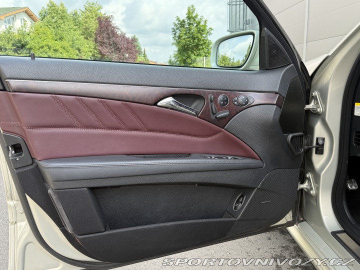 Mercedes-Benz E E63 AMG, 6.3 V8, 378 kw, 2009