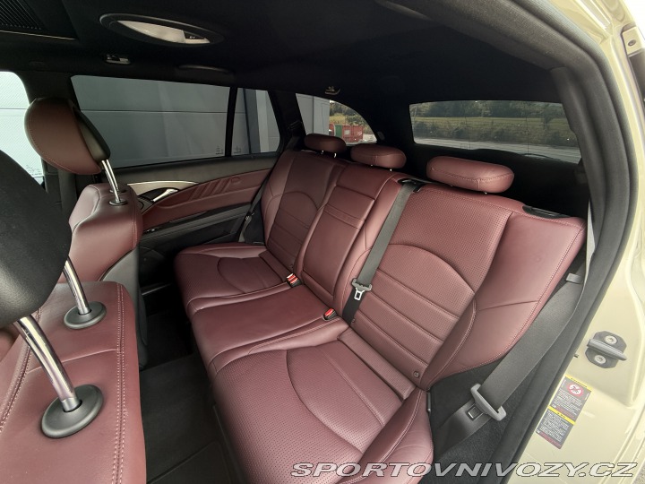 Mercedes-Benz E E63 AMG, 6.3 V8, 378 kw, 2009