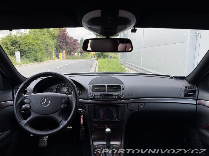 Mercedes-Benz E E63 AMG, 6.3 V8, 378 kw, 2009
