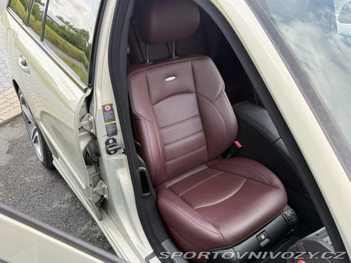 Mercedes-Benz E E63 AMG, 6.3 V8, 378 kw, 2009