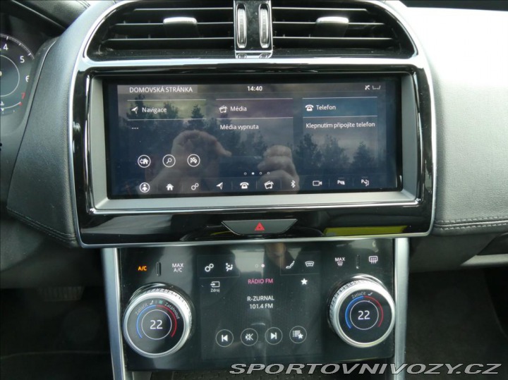 Jaguar XE 2,0 P300 SE, 1.Maj ČR, AW 2019