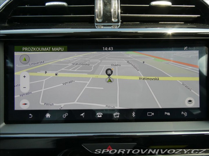Jaguar XE 2,0 P300 SE, 1.Maj ČR, AW 2019