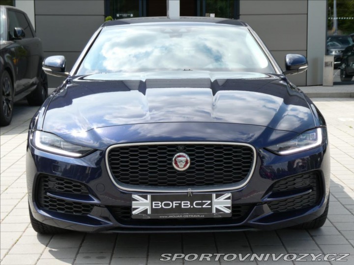 Jaguar XE 2,0 P300 SE, 1.Maj ČR, AW 2019