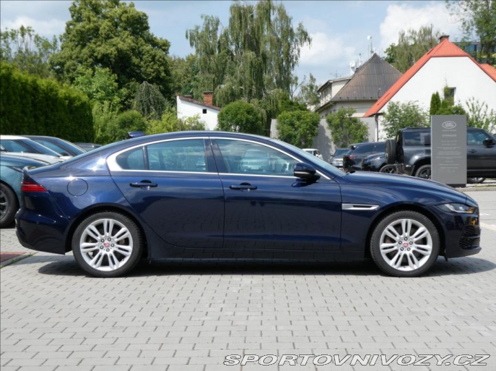 Jaguar XE 2,0 P300 SE, 1.Maj ČR, AW 2019