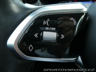 Jaguar XE 2,0 P300 SE, 1.Maj ČR, AW 2019