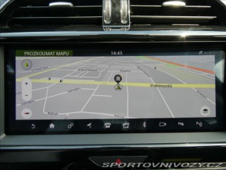Jaguar XE 2,0 P300 SE, 1.Maj ČR, AW 2019