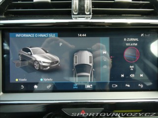 Jaguar XE 2,0 P300 SE, 1.Maj ČR, AW 2019