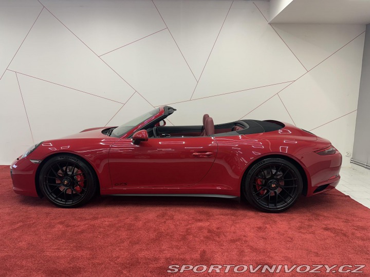Porsche 911 4GTS*DPH*CHRONO*CENT. MAT 2018