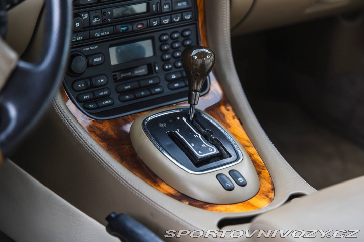 Jaguar XJ X308 3.2 V8 1998