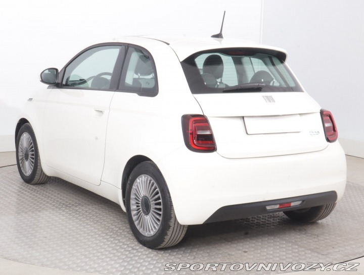 Fiat 500 500e 42 kWh 2021