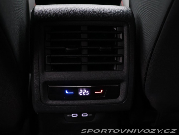 Volkswagen Golf 2,0 TSI GTI 180kW DSG DPH 2023