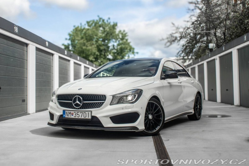 Mercedes-Benz CLA Kupé 220 CDI AMG line /
