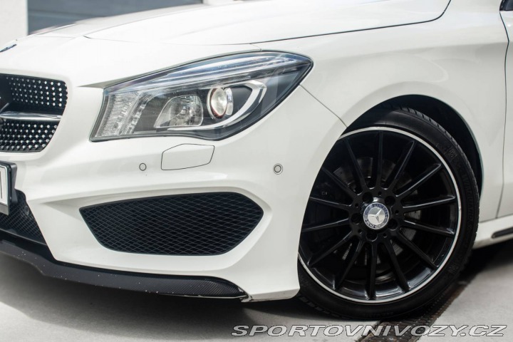 Mercedes-Benz CLA Kupé 220 CDI AMG line / 2014