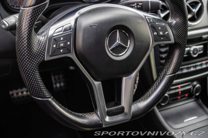 Mercedes-Benz CLA Kupé 220 CDI AMG line / 2014