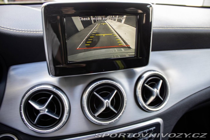 Mercedes-Benz CLA Kupé 220 CDI AMG line / 2014