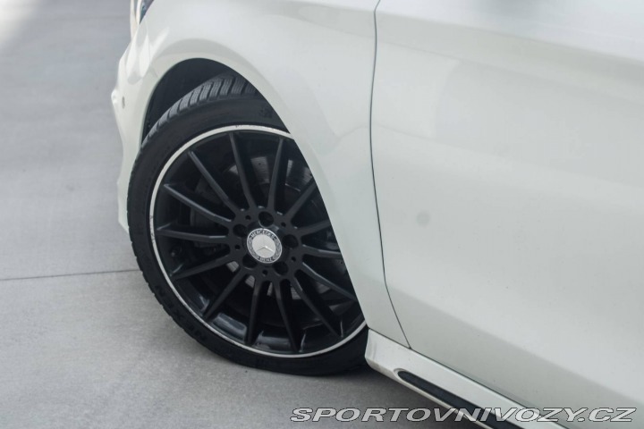 Mercedes-Benz CLA Kupé 220 CDI AMG line / 2014
