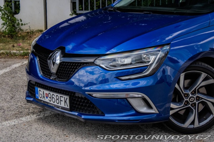 Renault Mégane GT 205 / 4CONTR / BOSE / 2018