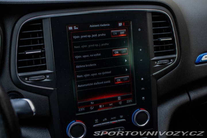 Renault Mégane GT 205 / 4CONTR / BOSE / 2018