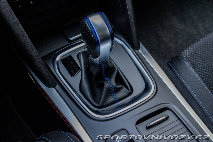 Renault Mégane GT 205 / 4CONTR / BOSE / 2018