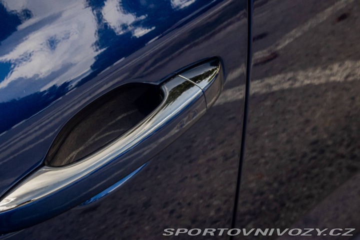 Renault Mégane GT 205 / 4CONTR / BOSE / 2018