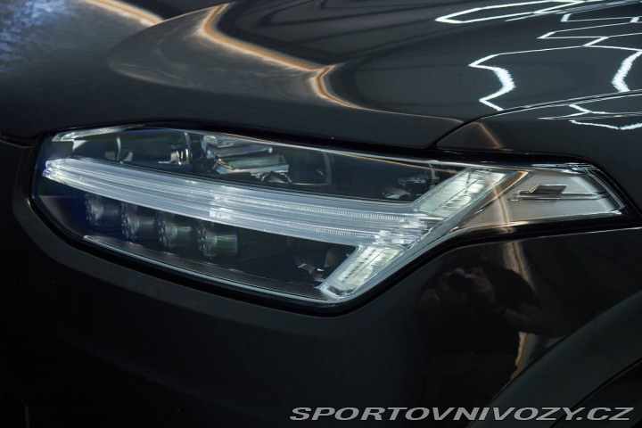 Volvo V90 2024