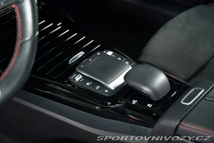 Mercedes-Benz CLA Kupé  Mercedes-AMG 35 4MA 2020