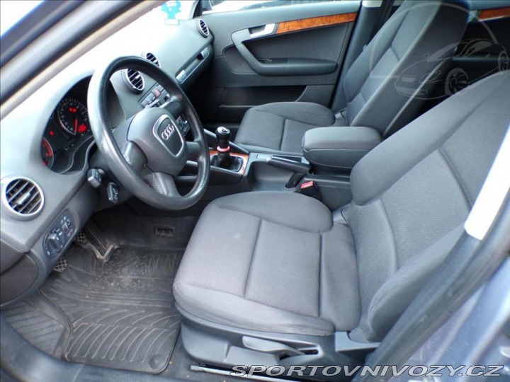 Audi A3 1,6 i DIGI.KLIMA 2005