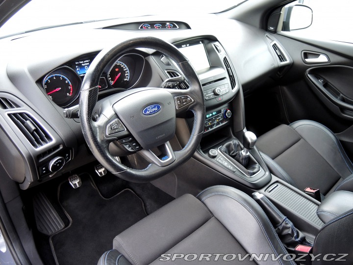 Ford Focus RS 2.3 EcoBoost AWD RS Mount 2017
