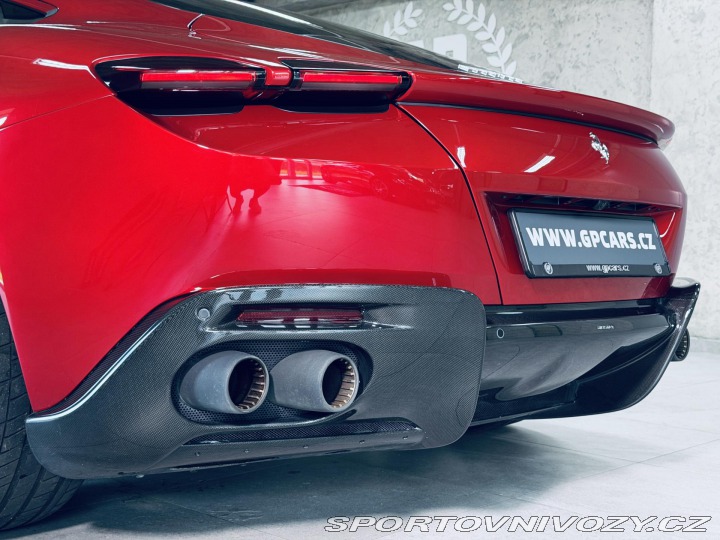 Ferrari Roma FULL CARBON MAX VÝB ZÁRUK 2021