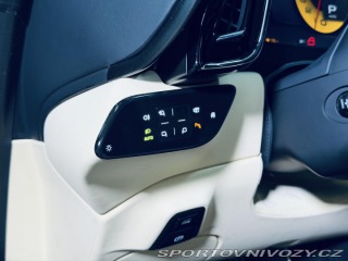 Ferrari Roma FULL CARBON MAX VÝB ZÁRUK 2021